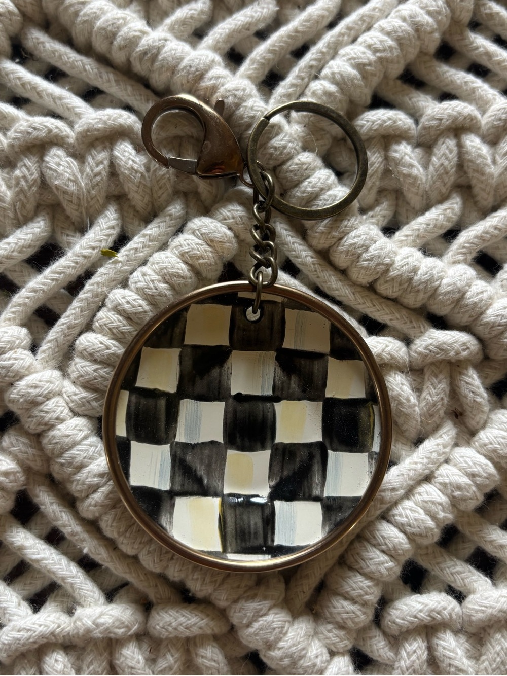 New MacKenzie-Childs Courtly Check Enamel Mini Plate Key Ring